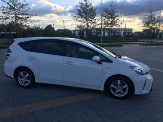 Toyota Prius + foto 3