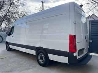 Mercedes Sprinter 907 foto 1