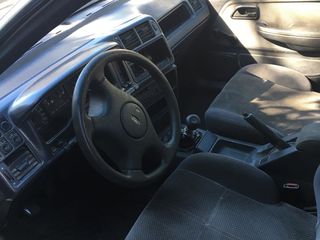 Ford Sierra foto 4