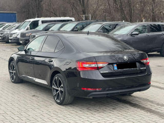 Skoda Superb foto 5