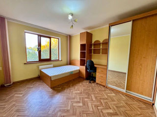 Apartament cu 3 camere, 100 m², Botanica, Chișinău