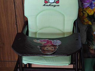 Продам детские стульчики для кормления в хорошем состоянии 1300 и 800 лей и деревянный -500 лей foto 2
