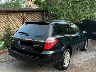 Subaru Outback foto 1