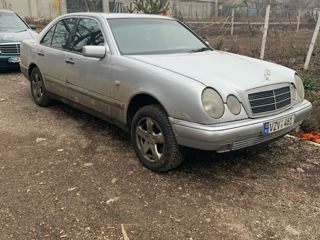 Mercedes E-Class