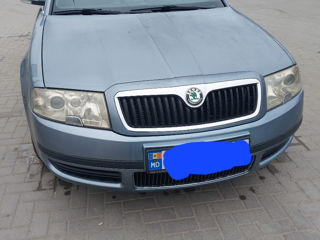 Skoda Superb foto 2