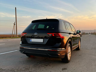 Volkswagen Tiguan foto 2