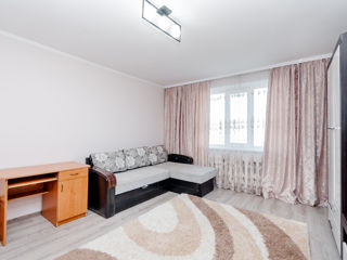 Apartament cu 2 camere, 65 m², Botanica, Chișinău foto 8