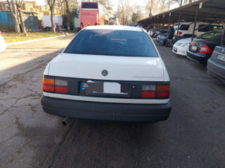 Volkswagen Passat foto 3