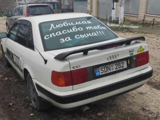 Audi 100 foto 2