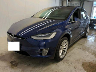 Tesla Model X foto 1