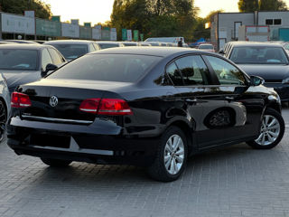 Volkswagen Passat foto 3