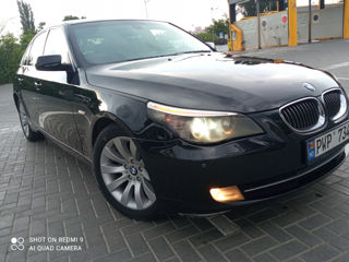 BMW 5 Series foto 6