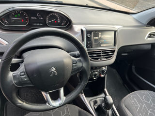 Peugeot 2008 foto 6