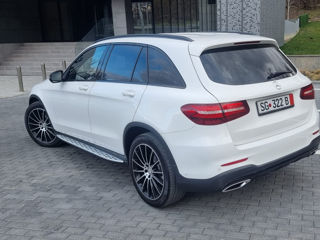 Mercedes GLC foto 4