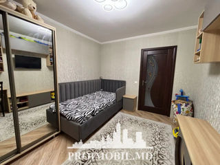 Apartament cu 3 camere, 74 m², Botanica, Chișinău foto 7