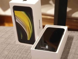 Cumpăr Urgent Iphone SE 2020 64Gb,128Gb,256Gb foto 2