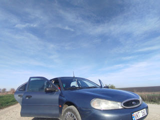 Ford Mondeo foto 5