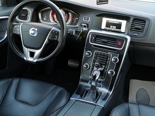 Volvo V60 foto 8