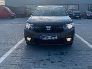 Dacia Logan foto 2