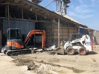 Buldoexcavator / miniexcavator / bobcat / kamaz foto 3