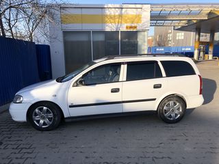 Opel Astra foto 3