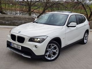 BMW X1 foto 1