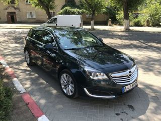 Opel Insignia foto 1