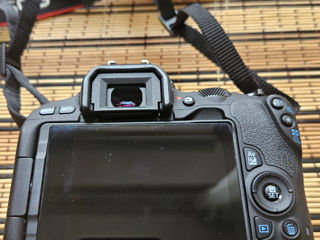 Canon 200d .Body. foto 5