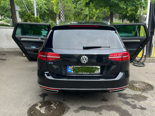 Volkswagen Passat foto 2