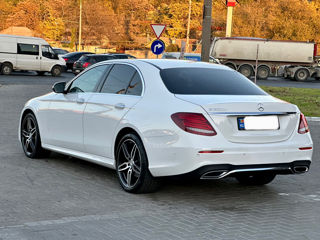 Mercedes E-Class foto 3