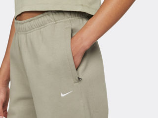 Pantaloni Nike / 100 % original / sale foto 4
