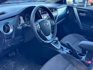 Toyota Auris foto 8