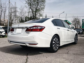 Honda Accord фото 4