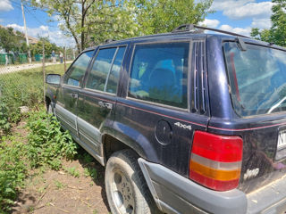 Jeep Grand Cherokee фото 1