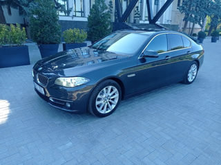 BMW 5 Series foto 8