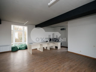 Spațiu comercial, 415 mp, Centru, 3800 € ! foto 7