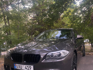 BMW 5 Series foto 1