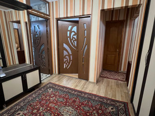 Apartament cu 3 camere, 70 m², Botanica, Chișinău