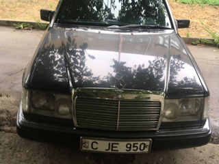 Mercedes Series (W124)