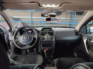 Renault Megane фото 3