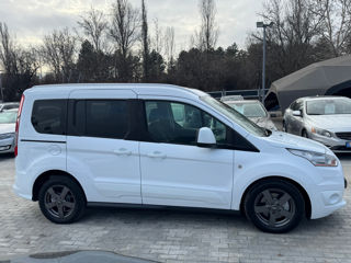 Ford Tourneo Connect foto 7