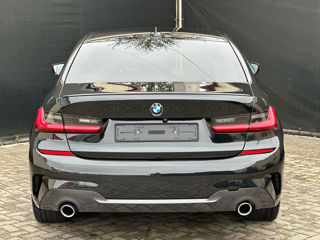 BMW 3 Series foto 4