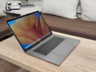 Macbook Pro 15 2018 (i7 8x 4.00Ghz, 16Gb, SSD 1TB, Radeon Pro 560 4Gb) foto 2