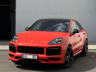 Porsche Cayenne Coupe foto 1