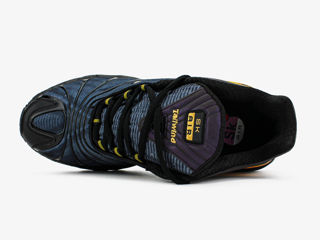 Nike Air Max x Skepta Black/Gold foto 5