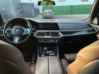 BMW X7 foto 7