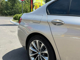 BMW 5 Series foto 9