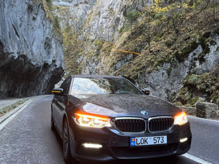 BMW 5 Series foto 3