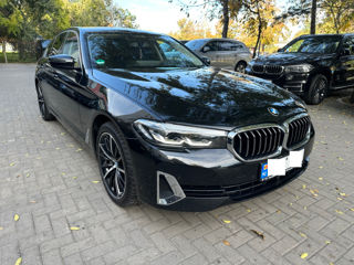 BMW 5 Series foto 8