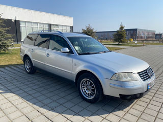 Volkswagen Passat foto 3